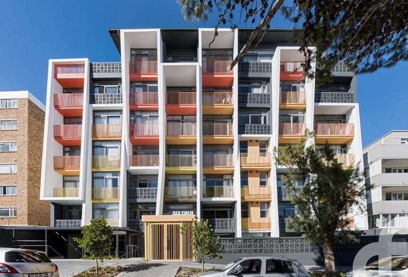 1 Bedroom Property for Sale in Sea Point Western Cape